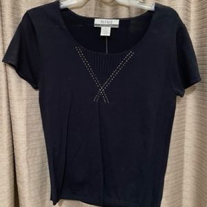 Size Small Nine & Company Lightweight Black Short Sleeve Pullover Sweater